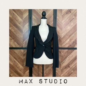 MAX STUDIO - Fitted Blazer - SZ: Small